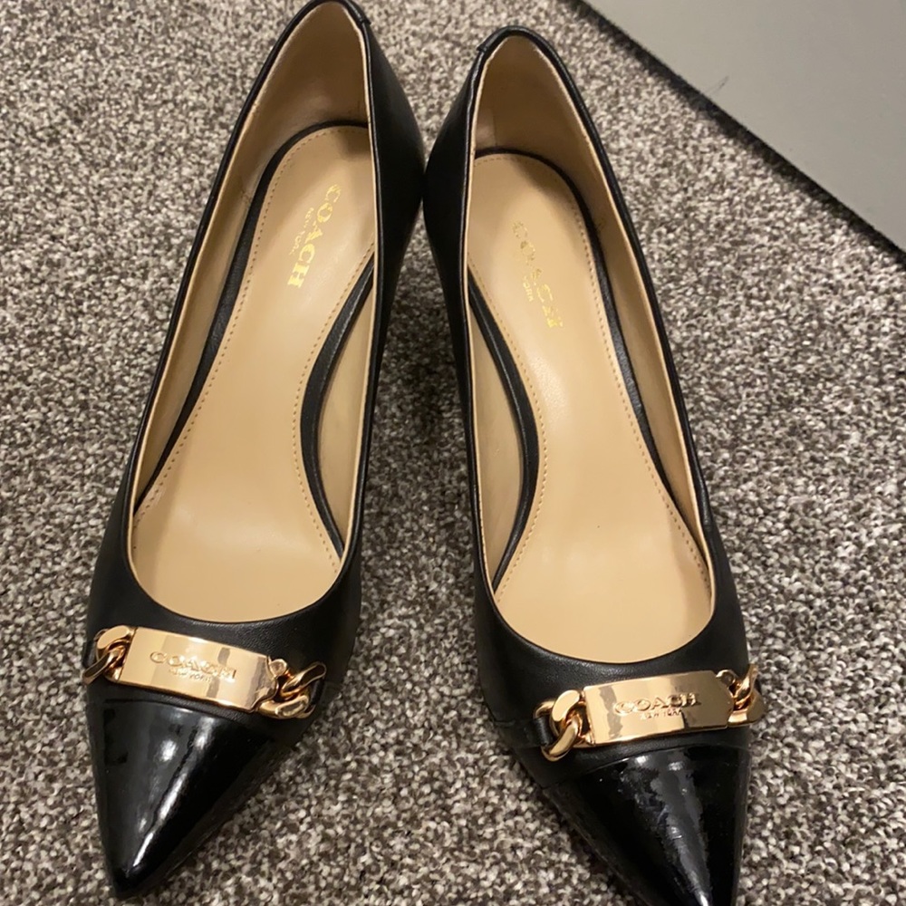 Coach pointy toe black heels with gold chain detail